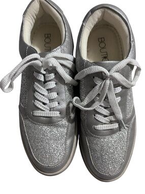 Corkys Women's Rad Sneaker - Silver Metallic 51-0051- Size 10- EUC